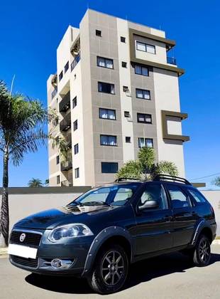 FIAT PALIO 1.6 TREKKING WEEKEND 16V FLEX 4P MANUAL